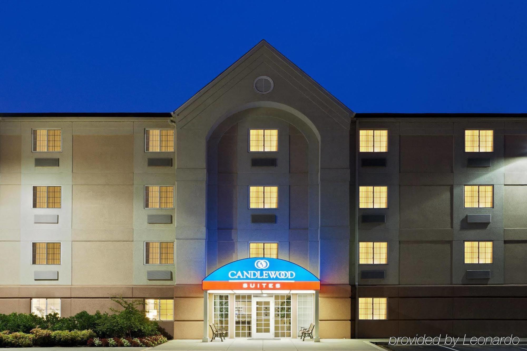 לינטיקום Sonesta Simply Suites Baltimore BWI Airport שירותים תמונה